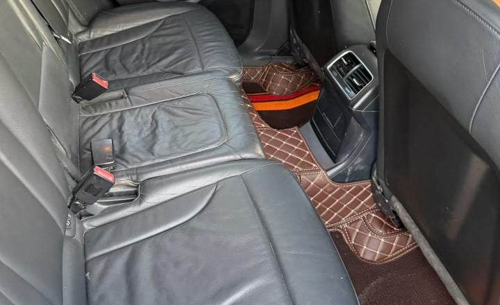 奥迪 Q5 2011款 2.0TFSI 技术型