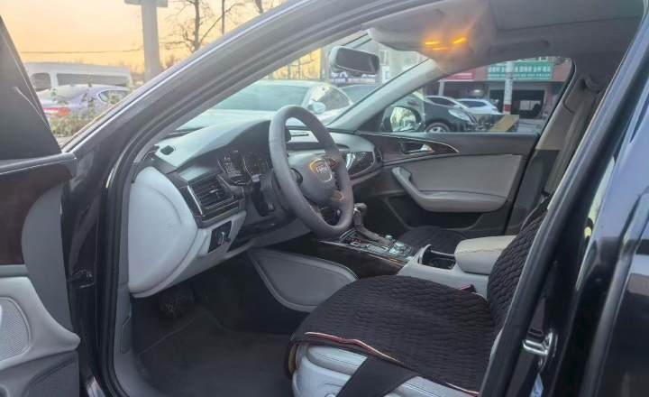 奥迪 A6L 2012款 35 FSI 豪华型