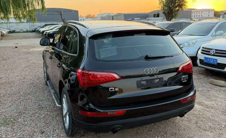 奥迪 Q5 2011款 2.0TFSI 技术型