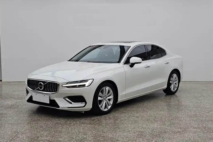 沃尔沃 S60 2020款 T3 智行豪华版