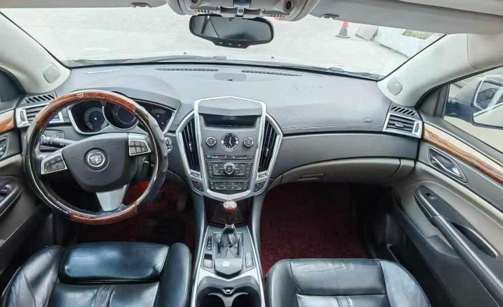 凯迪拉克 SRX 2010款 3.0L 旗舰版