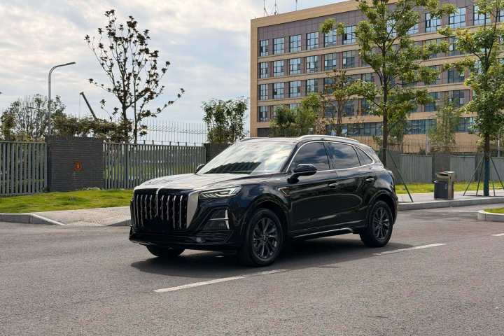红旗 HS5 2023款 2.0T 旗享Pro版