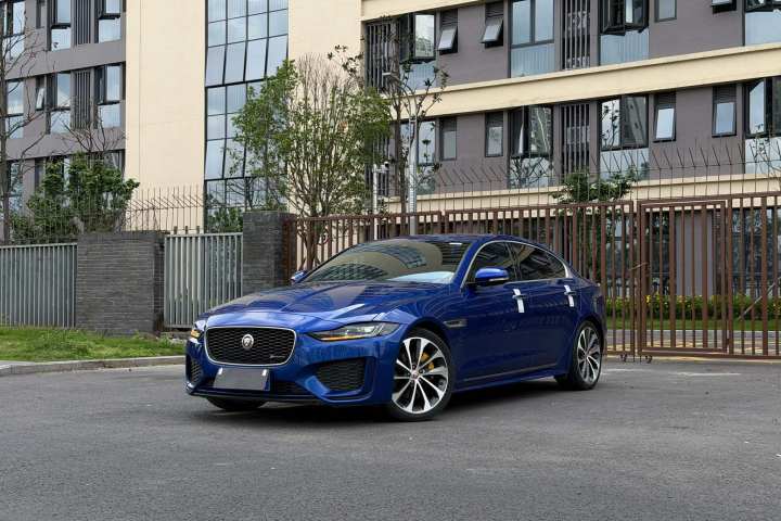 捷豹 XEL 2020款 2.0T 200PS RDYNAMIC 青春运动版