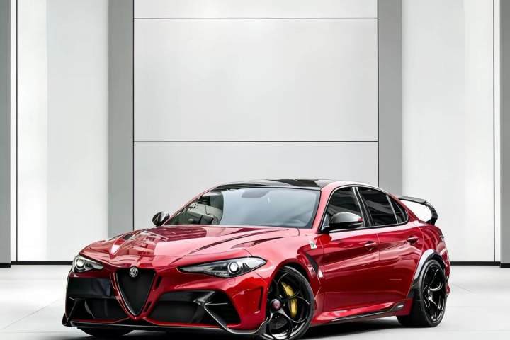 阿尔法·罗密欧 Giulia朱丽叶 2.0T 280HP 豪华版