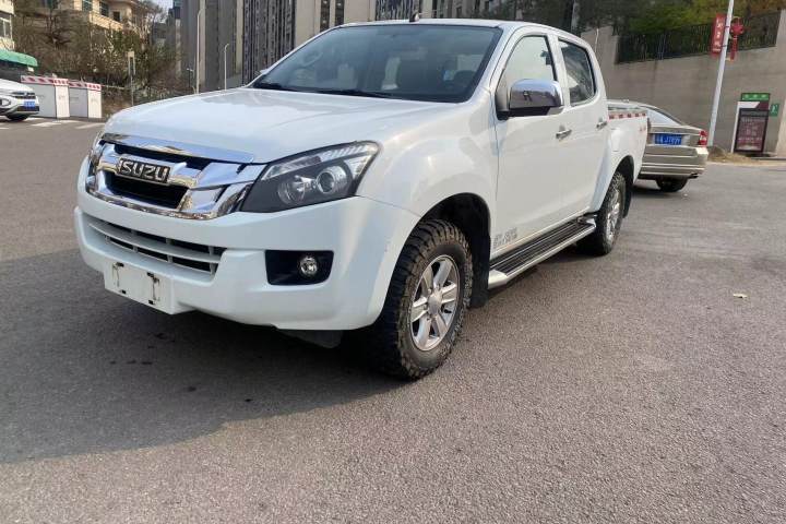 五十铃 D-MAX 2.5T四驱自动超豪华型4JK1