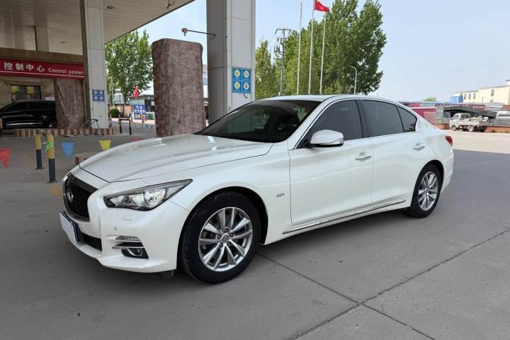 英菲尼迪 Q50L 2.0T 悦享版