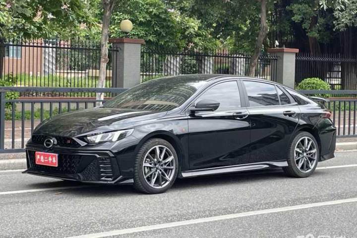 广汽传祺 影豹 270T DCT 影豹R-Style版
