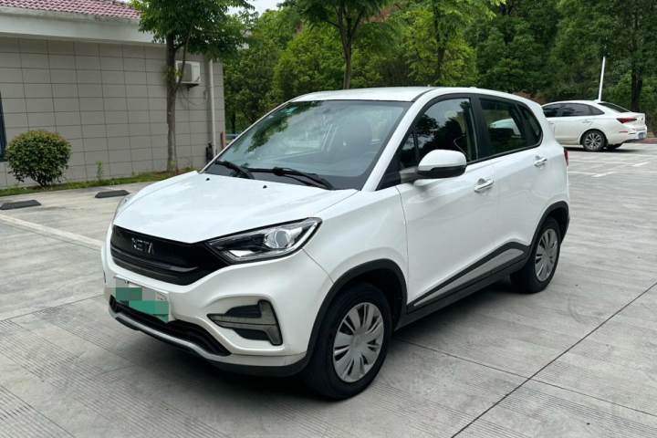 哪吒汽车 哪吒N01 中续航 380v