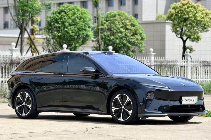 蔚来 ET5T 75kWh Touring