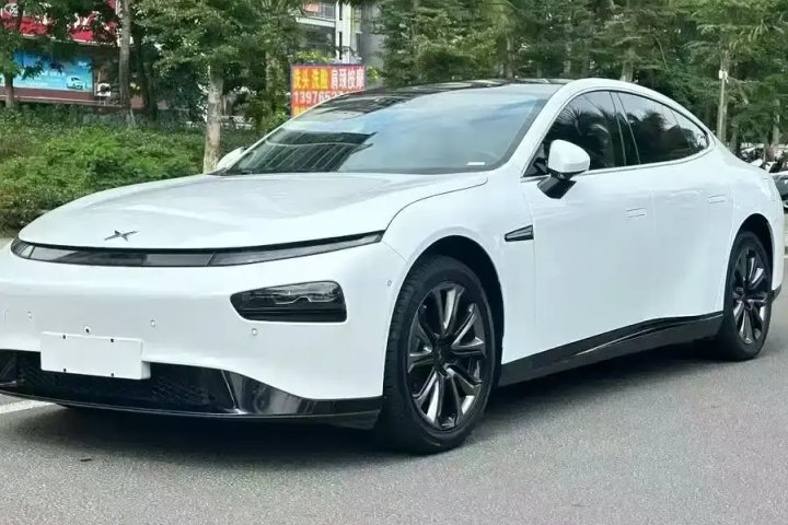 小鹏 P7 2020款 586N