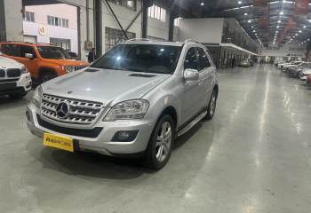 奔驰 M级 ML 350 4MATIC豪华型