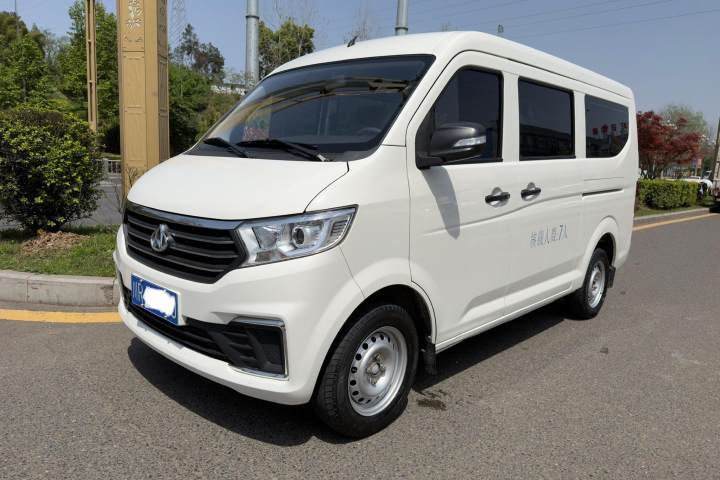 长安跨越 跨越星V3 1.5L汽油豪华型7座客车JL473QH