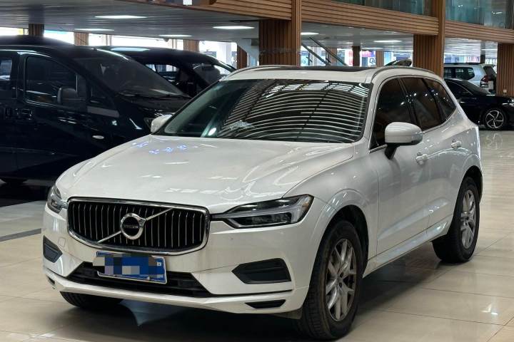 沃尔沃 XC60 T5 四驱智逸版 国VI