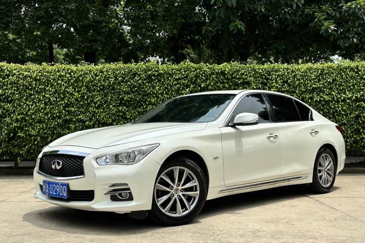 英菲尼迪 Q50L 2016款 2.0T 舒适版