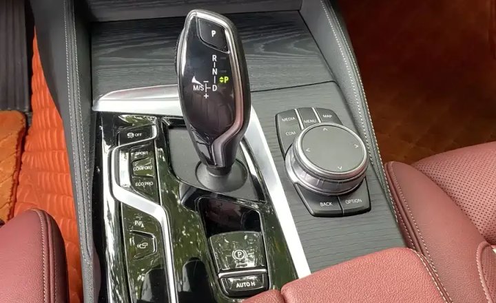 宝马 5系 2022款 改款 530Li 尊享型 M运动套装