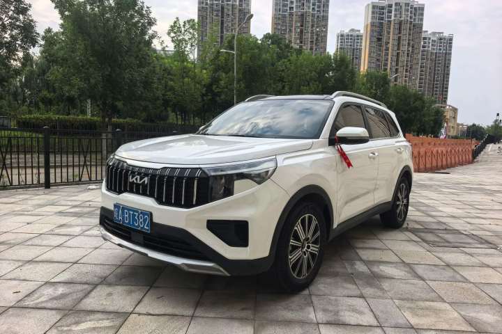 起亚 智跑 Ace 2.0L 精彩版