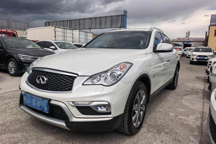 英菲尼迪 QX50 2.5L 悦享版