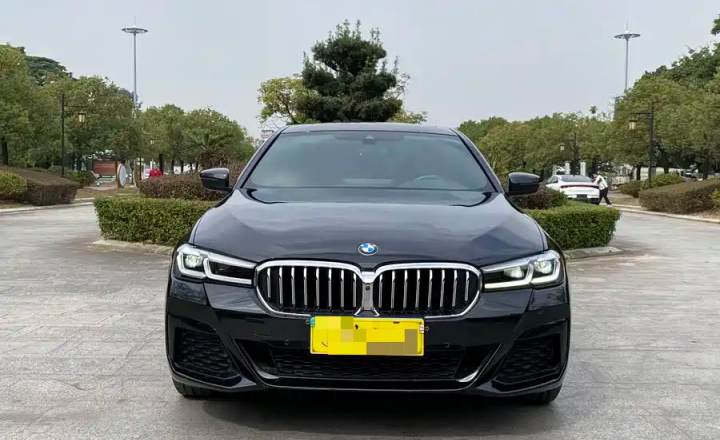 宝马 5系 2022款 改款 530Li 尊享型 M运动套装