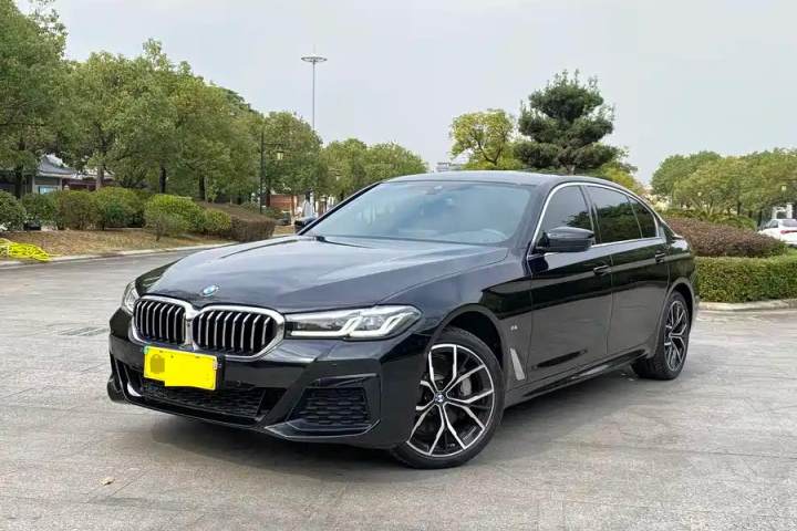 宝马 5系 改款 530Li 尊享型 M运动套装