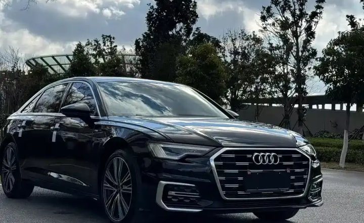 奥迪 A6L 2020款 40 TFSI 豪华动感型