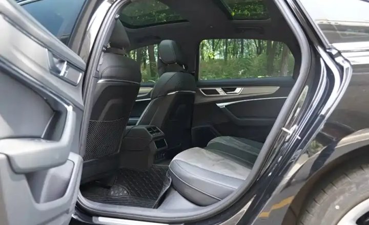 奥迪 A6L 2024款 45 TFSI 臻选动感型