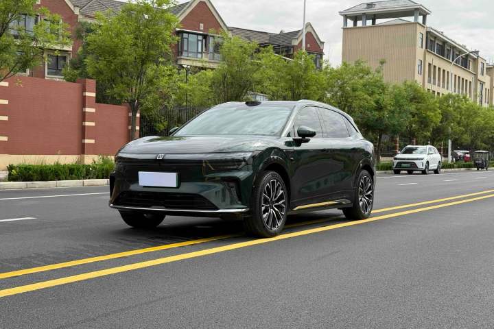 极氪 7X 75kWh 后驱MAX版