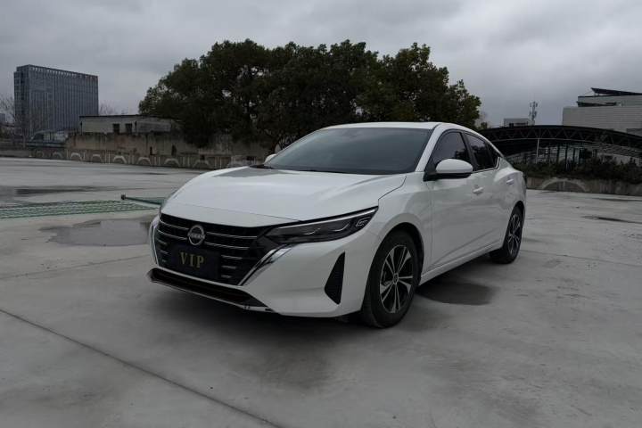 日产 轩逸 1.6L CVT舒适版