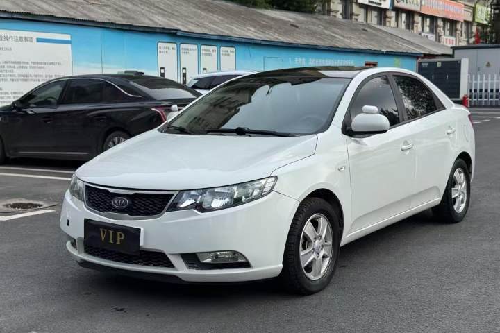 起亚 福瑞迪 1.6L AT Premium 纪念版