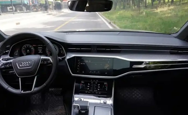 奥迪 A6L 2024款 45 TFSI 臻选动感型