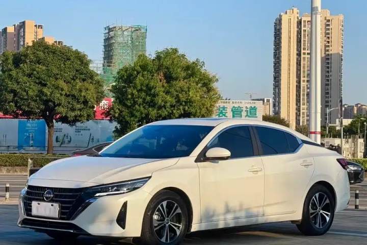 日产 轩逸 1.6L CVT舒适版
