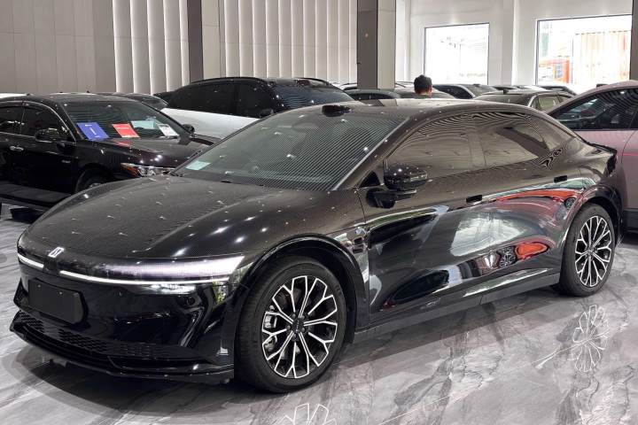 极氪 007 四驱智驾版 100kWh
