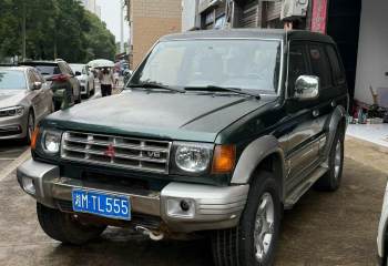 猎豹汽车 黑金刚 2003款 3.0L 手动四驱
