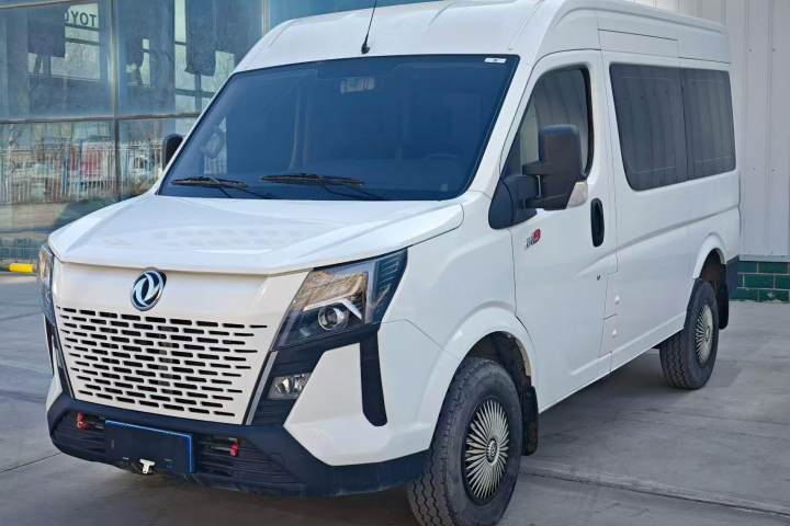 东风御风 御风 V9+ 2.0T 自动前驱多功能短轴中顶5/6座