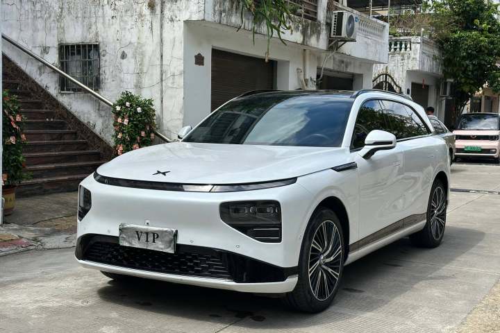 小鹏 G9 650 性能版Max