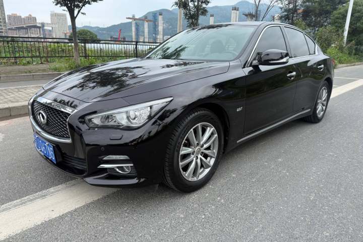 英菲尼迪 Q50L 2.0T 悦享版