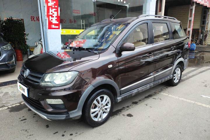 东风风光 风光370 2016款 1.5L 手动尊享型 7座