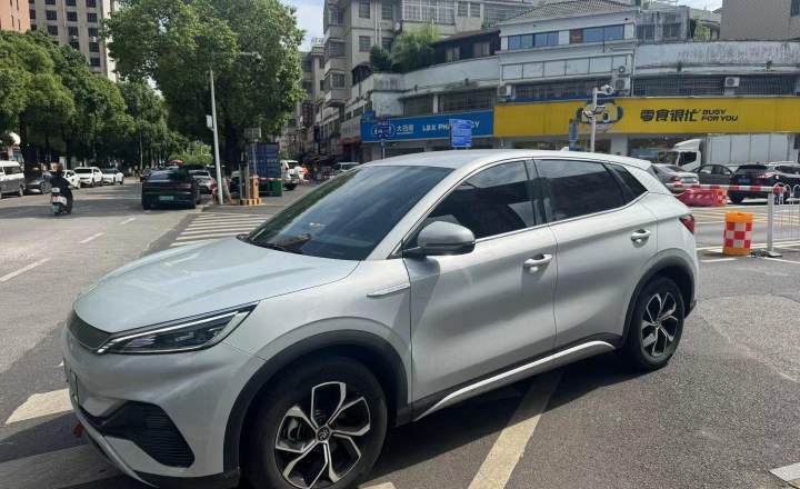 比亚迪 元PLUS 2024款 荣耀版 430KM 领先型