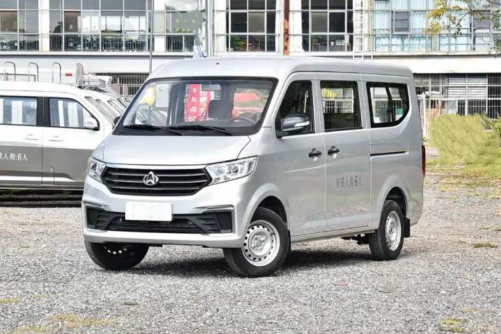 长安跨越 跨越星V3 1.5L汽油标准型5座客车