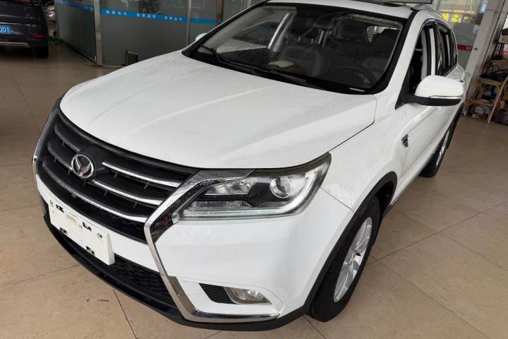北汽幻速 S6 1.5T 手动领先型
