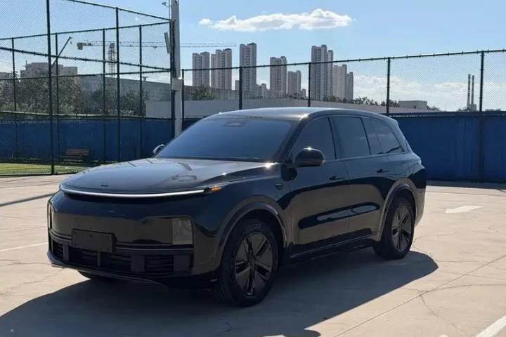 理想汽车 理想L8 2023款 Max