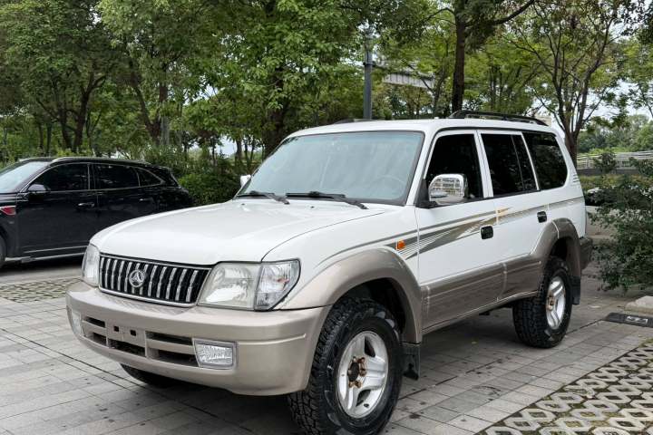 BAW北汽制造 陆霸 2.7L 四驱型