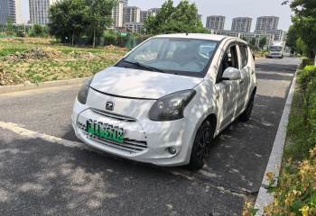 众泰 云100 2016款 云100S 豪华型