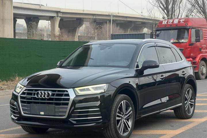 奥迪 Q5L 2018款 40 TFSI 荣享时尚型 国V