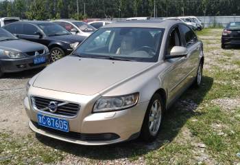 沃尔沃 S40 2008款 2.4i RDesign