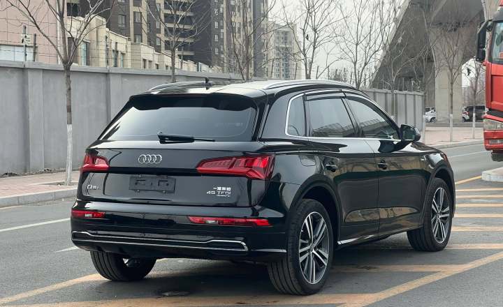 奥迪 Q5L 2018款 40 TFSI 荣享时尚型 国V