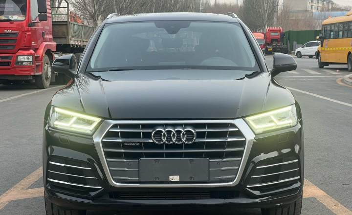 奥迪 Q5L 2018款 40 TFSI 荣享时尚型 国V