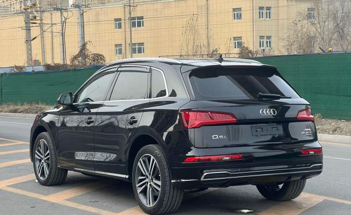 奥迪 Q5L 2018款 40 TFSI 荣享时尚型 国V