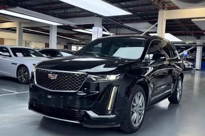 凯迪拉克 XT6 2022款 2.0T 六座四驱豪华型