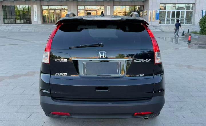 本田 CRV 2013款 2.0L 四驱经典版