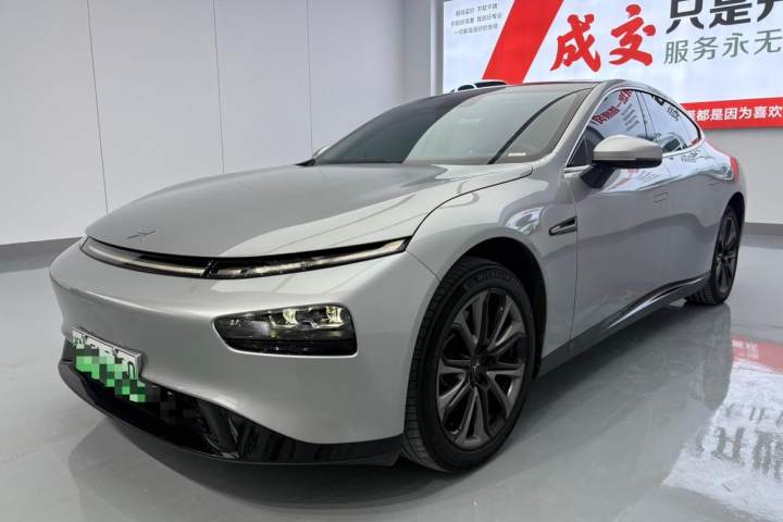 小鹏 P7 后驱长续航智行版